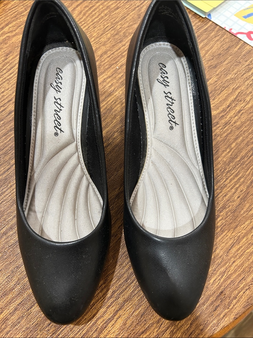 easy street Black Women's Slip-On Ballet Flats